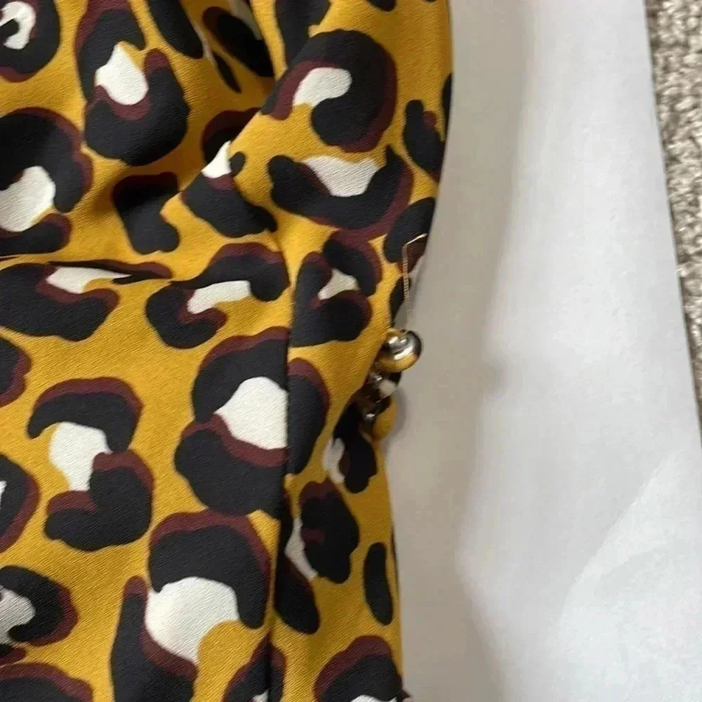 NWT Who What Wear leopard print top size XSmall - Picture 8 of 8